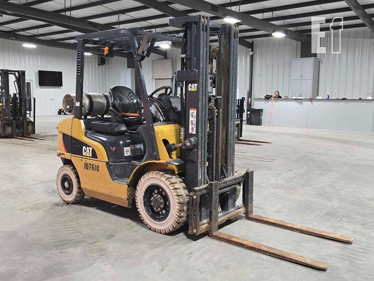 caterpillar-gp25n-image-2