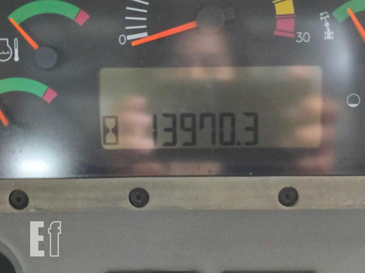 2012-caterpillar-140m2-image-18