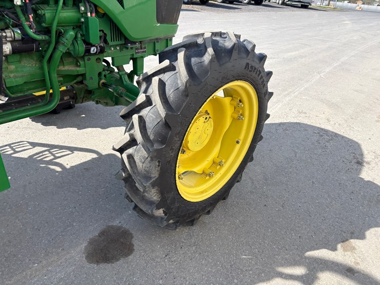 john-deere-5075e-image-17