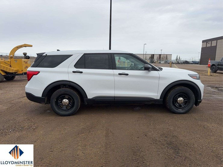 2020-ford-explorer-police-interceptor-image-7