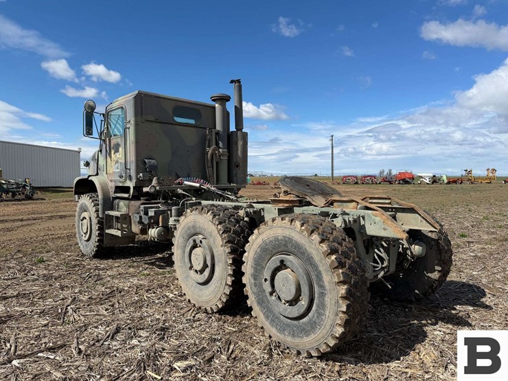 2002-oshkosh-mk23-image-4