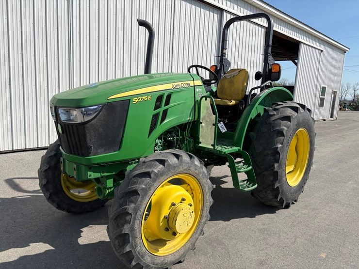 john-deere-5075e-image-3