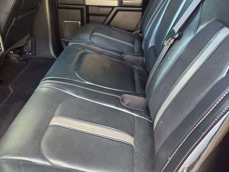 2018-ford-f150-platinum-image-11