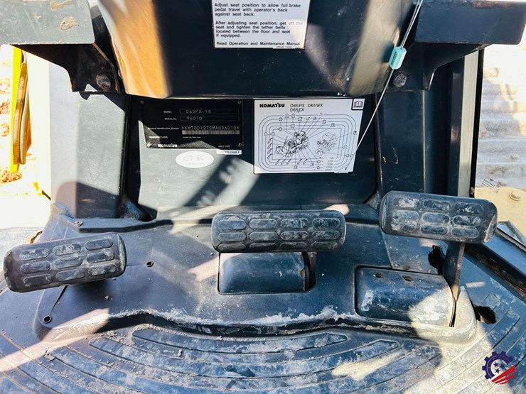 2022-komatsu-d65px-18-image-82