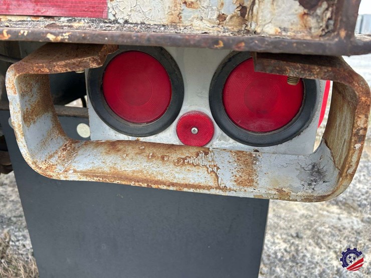 fruehauf-28ft-image-27