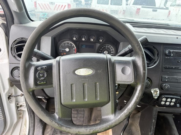 2011-ford-f250-image-13