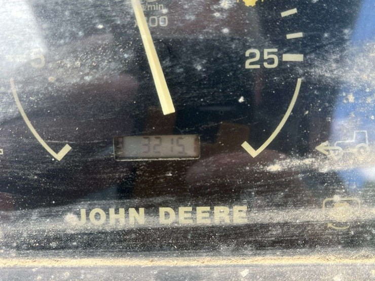 john-deere-6405-image-23