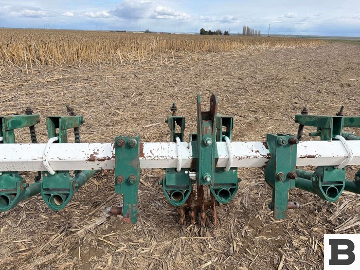 12'-3pt-cultivator-toolbar-image-7