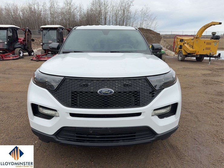 2020-ford-explorer-police-interceptor-image-32