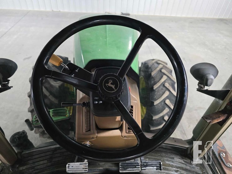 2011-john-deere-7830-image-12