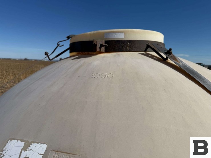 bubble-tank-chemigation-trailer-image-15