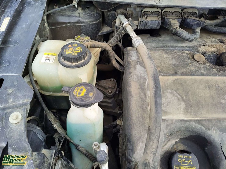 2011-ford-edge-image-25