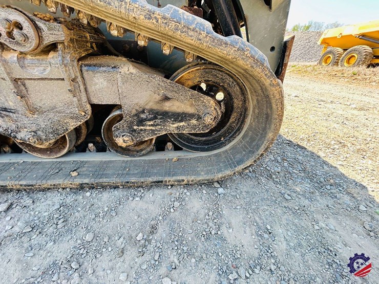 2018-caterpillar-299d2-image-24