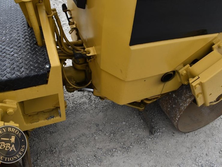 1999-caterpillar-cb-224c-image-17