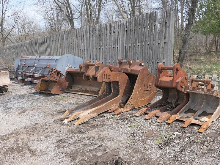 pc138-buckets:-24''-slab-removal;-42''-dig;-54''-ditch-image-1