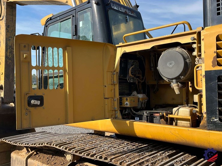 2010-caterpillar-345dl-image-33