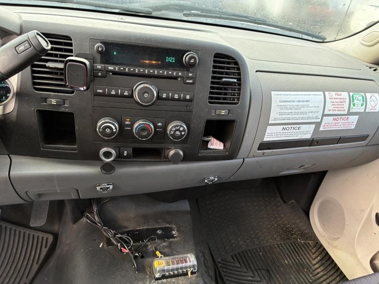 2012-gmc-sierra-2500-image-16