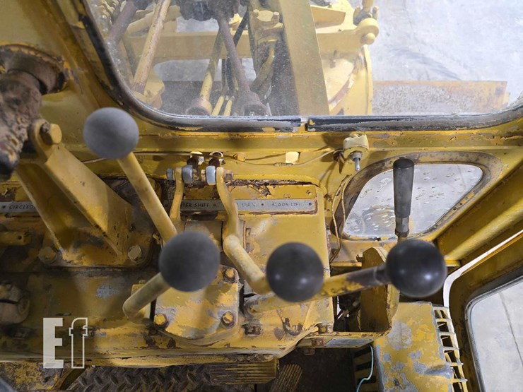 caterpillar-14e-image-18
