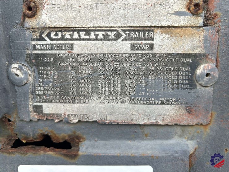 utility-flatbed-image-1