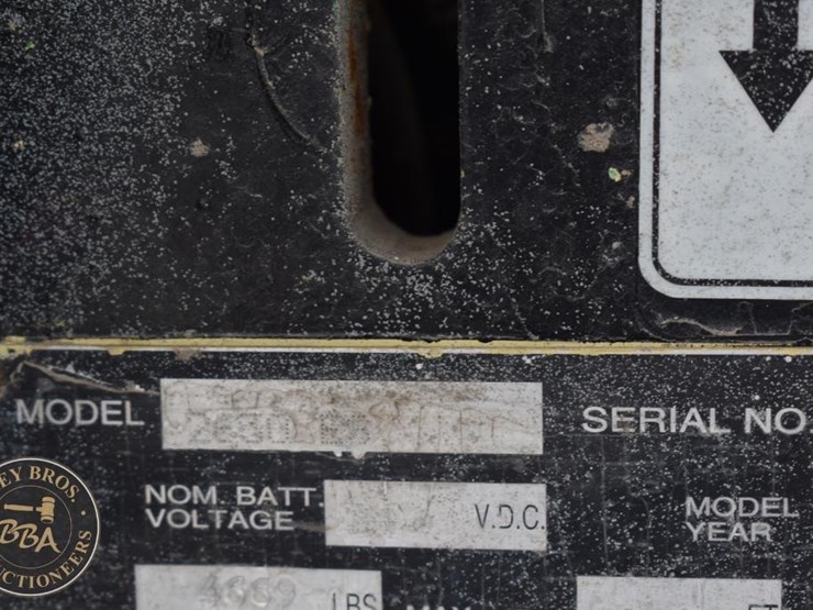 2006-jlg-2630es-image-11