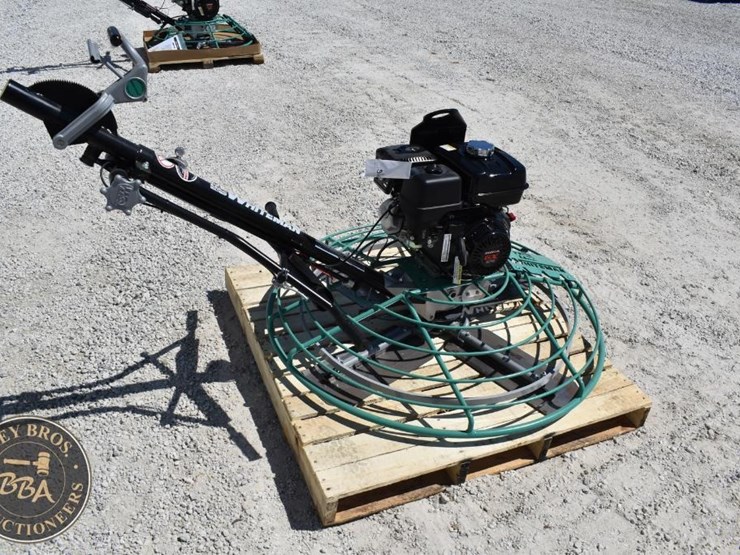 whiteman-48-inch-walk-behind-trowel-42830-image-8