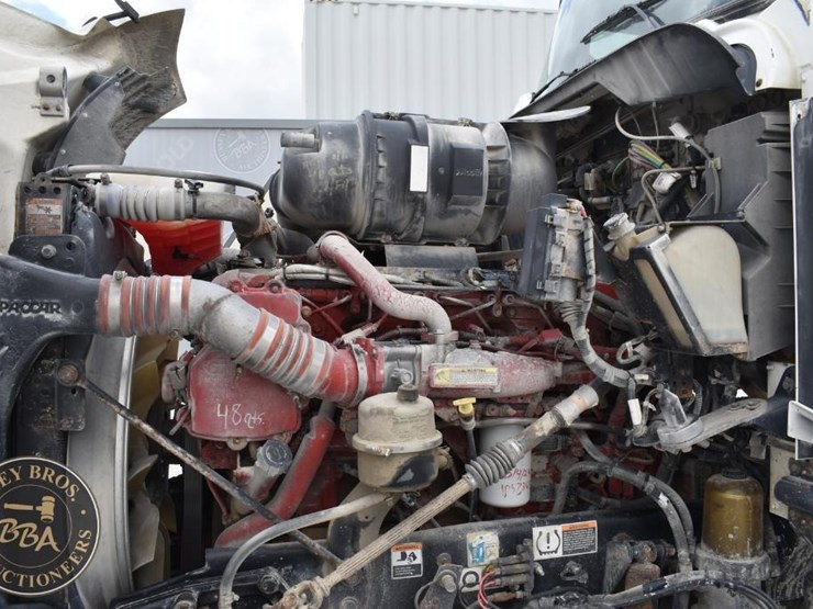 2014-kenworth-t660-image-16