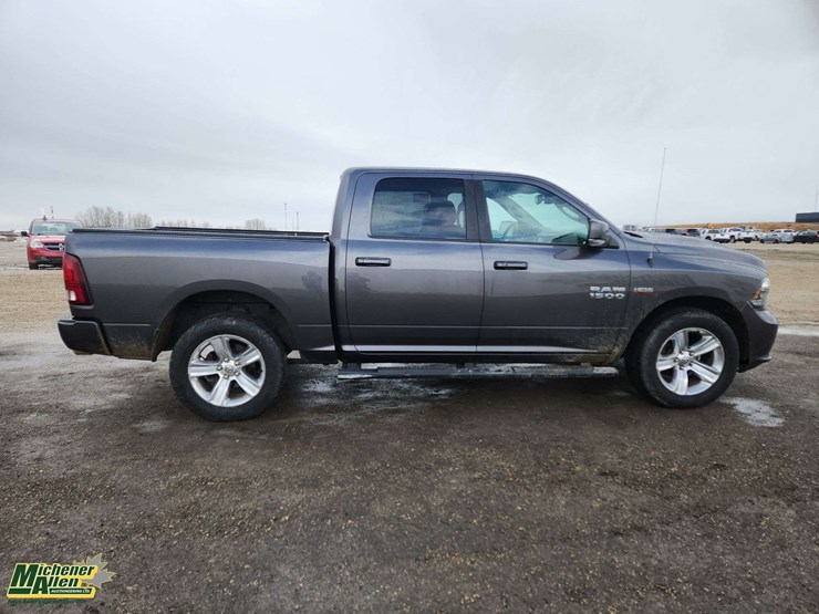 2016-dodge-1500-image-8