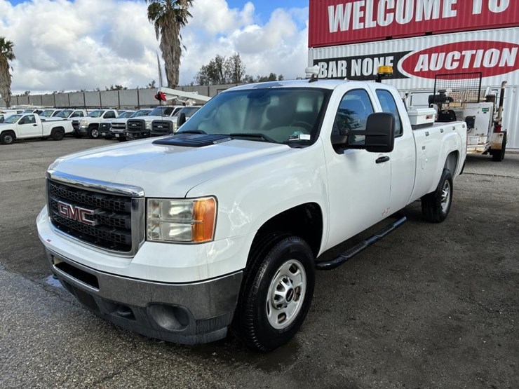 2012-gmc-sierra-2500-image-1