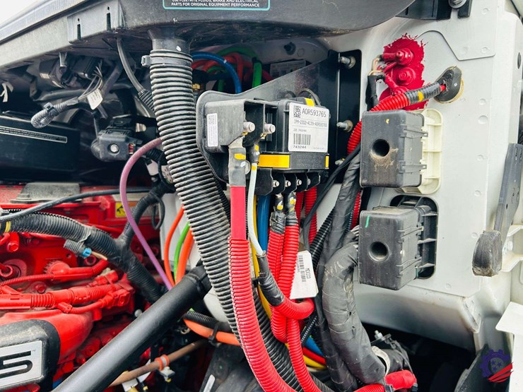 2024-international-lt62f-t/a-truck-tractor-image-71