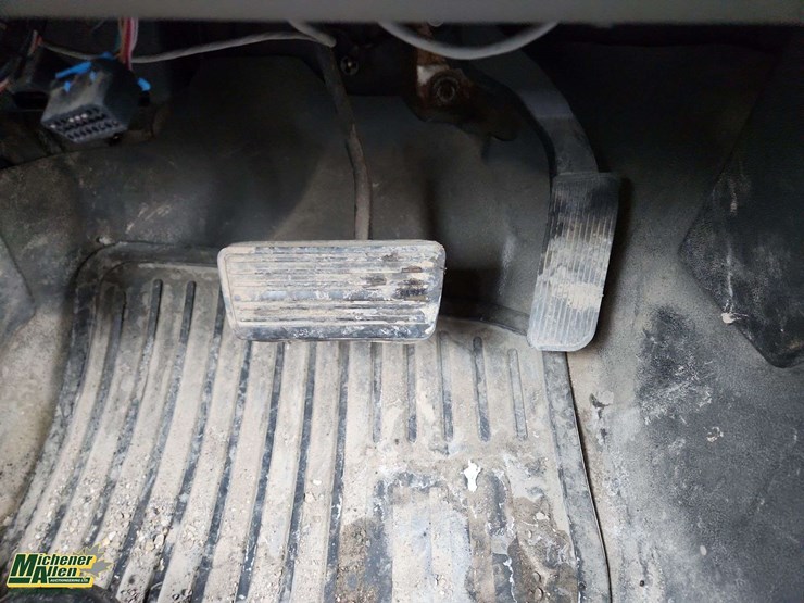 2008-gmc-sierra-2500hd-image-19