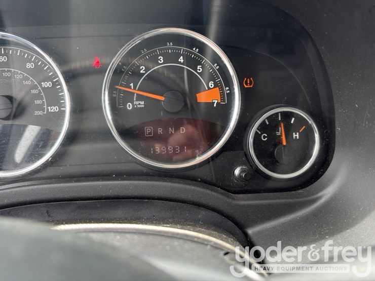 2016-jeep-compass-image-24