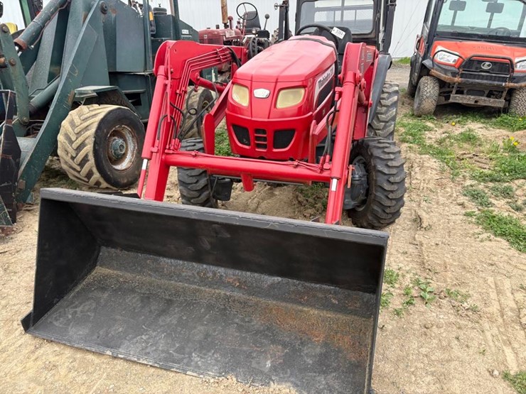 mahindra-2310-image-4