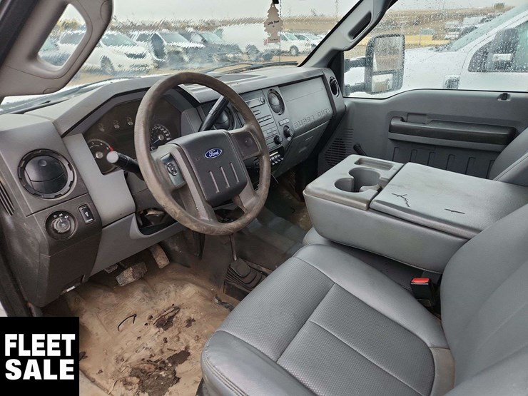 2015-ford-f550-image-11