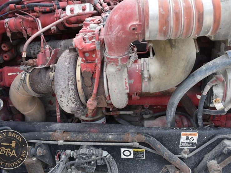 2013-kenworth-t660-image-25