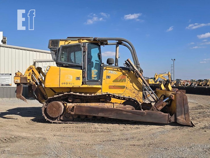 2006-deere-750j-image-6