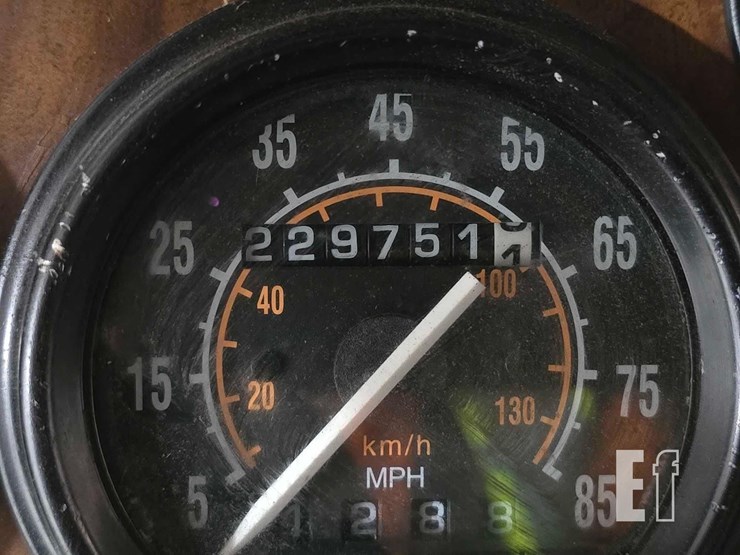 2002-peterbilt-378-image-14