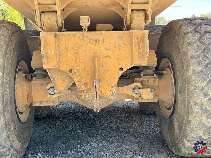 2010-volvo-a40e-image-34