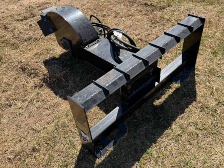 giyi-skid-steer-stump-grinder-image-6