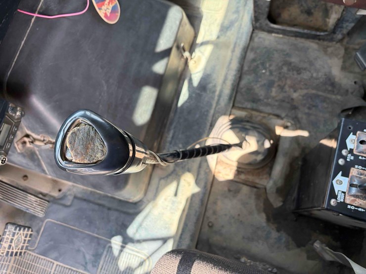 1988-international-10-image-13