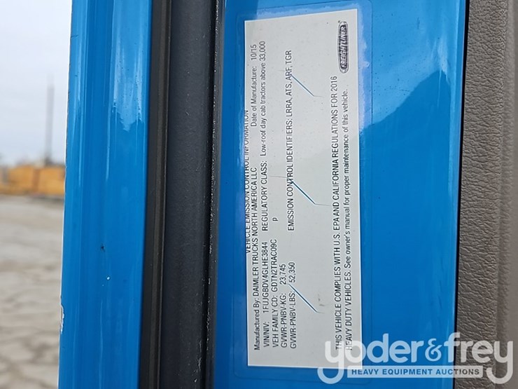 2016-freightliner-cascadia-113-image-34