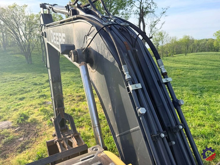 2019-deere-160g-lc-image-80