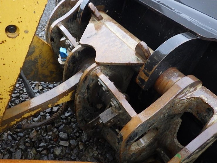 2017-caterpillar-950m-image-10