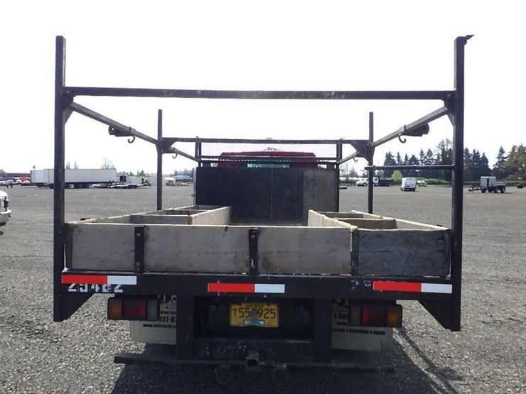 2005-isuzu-nqr-image-6