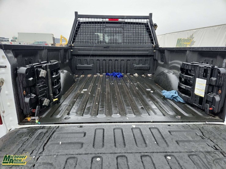 2017-ford-6.5-ft-image-24