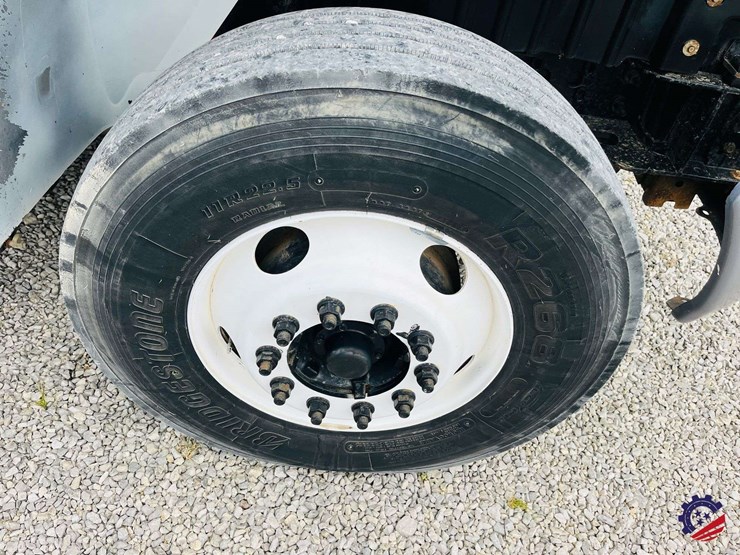 2015-international-durastar-4300-image-83