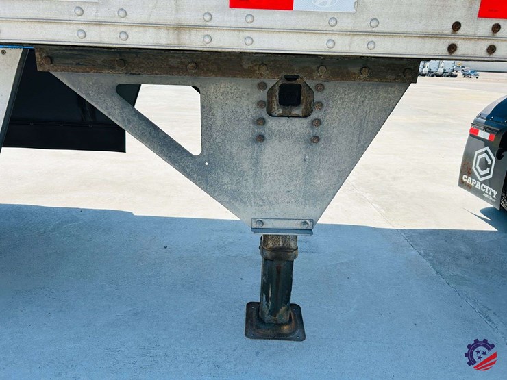 2013-hyundai-translead-image-25