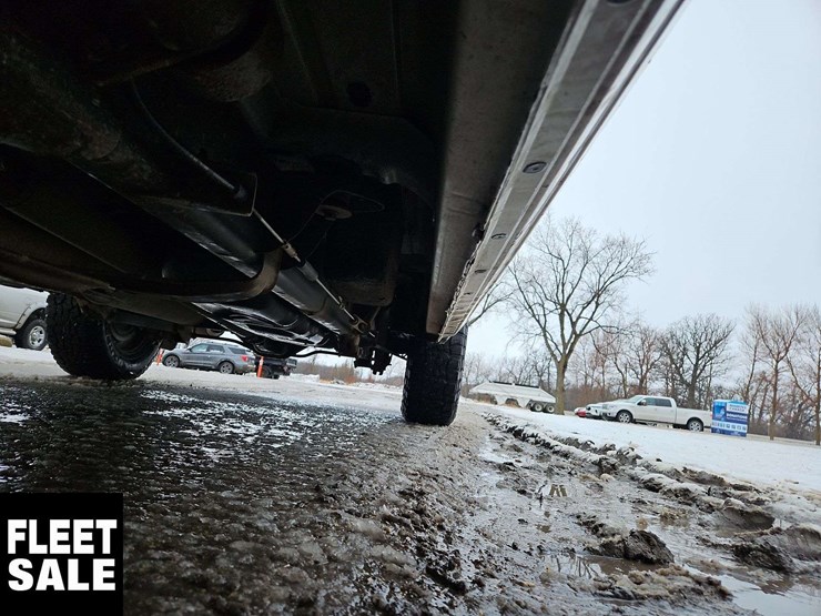 2019-ram-1500-classic-image-31