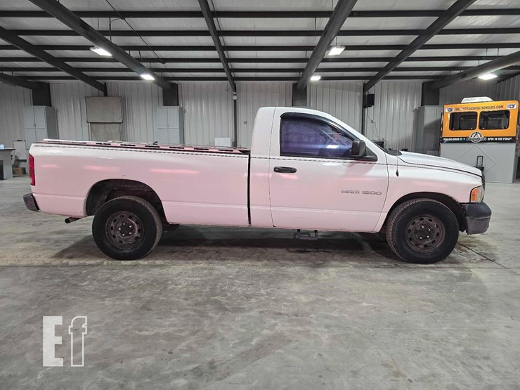 2004-dodge-ram-1500-image-6