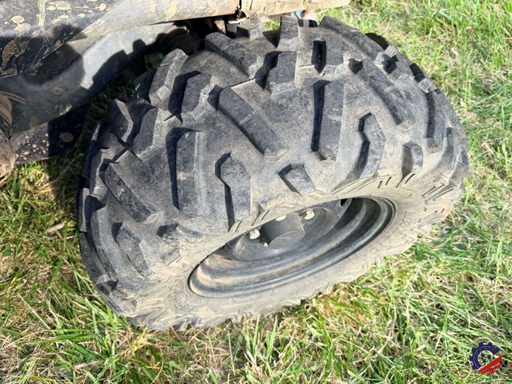 2019-john-deere-gator-xuv-835m-image-12