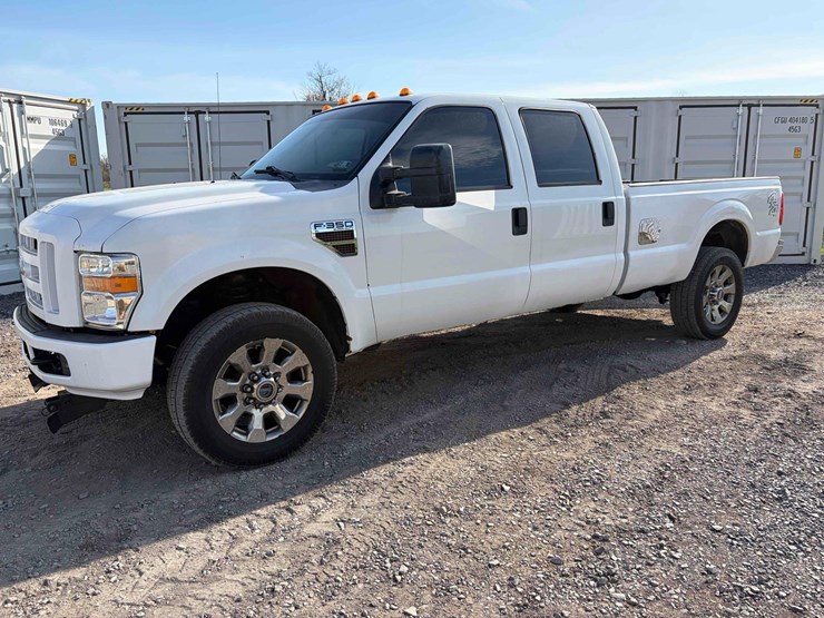 2010-ford-f350-xl-image-1